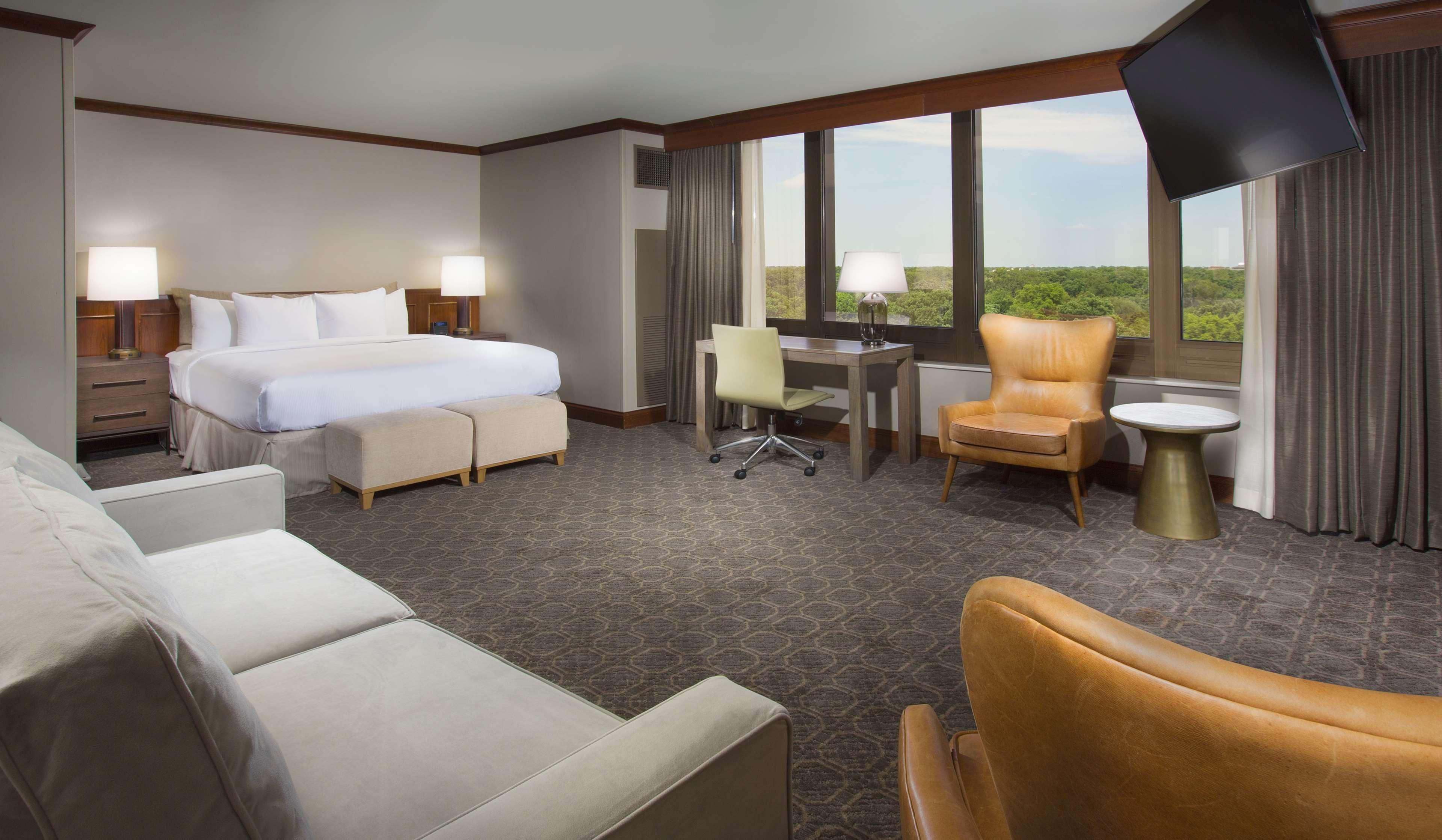 Hotel Doubletree By Hilton Chicago - Oak Brook Extérieur photo