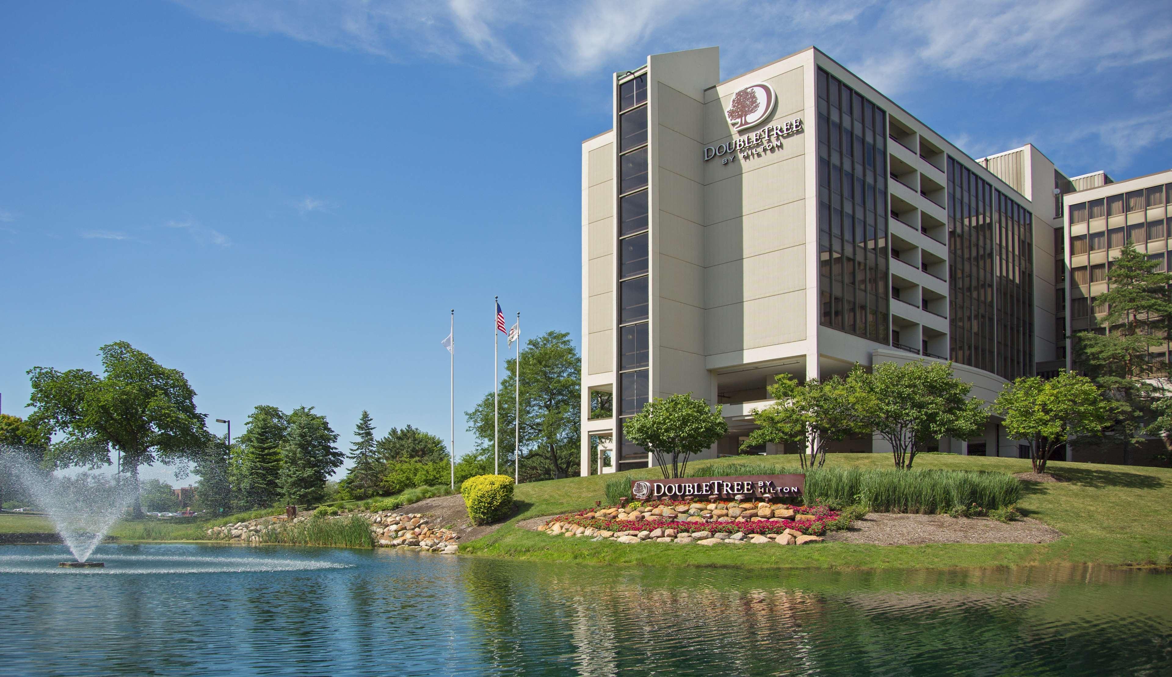 Hotel Doubletree By Hilton Chicago - Oak Brook Extérieur photo