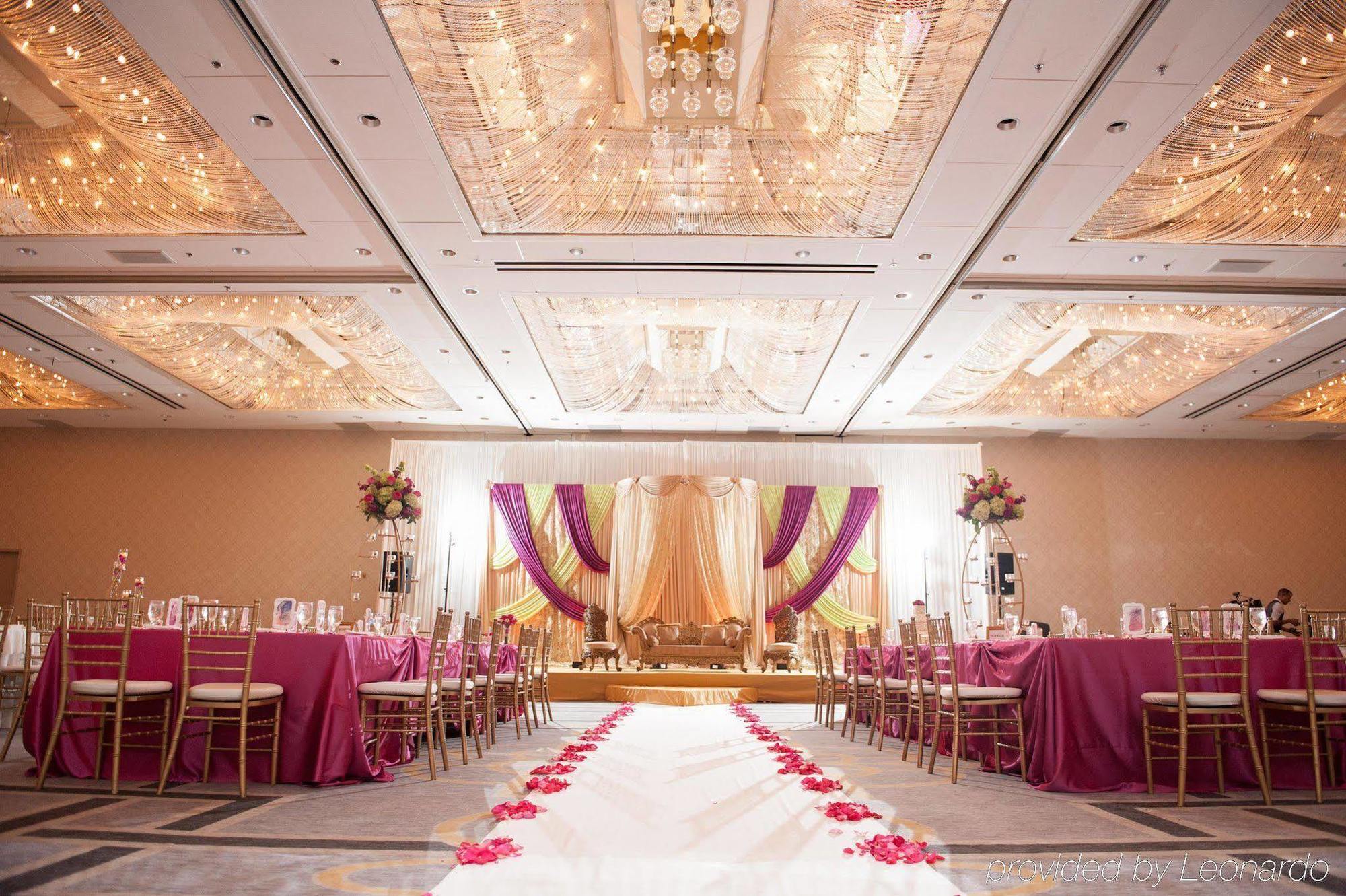 Hotel Doubletree By Hilton Chicago - Oak Brook Extérieur photo